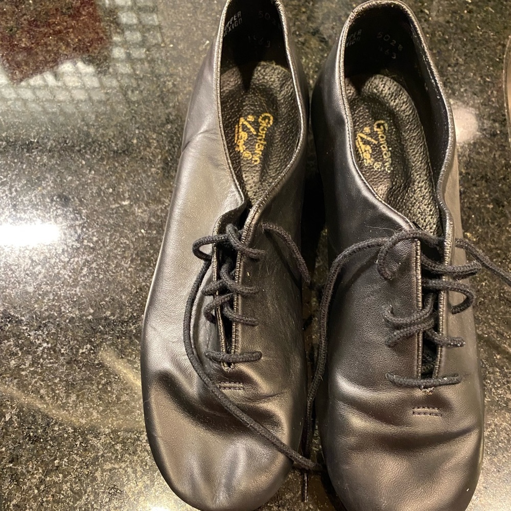 Leo’s Giordano Tap Shoes - barely worn
